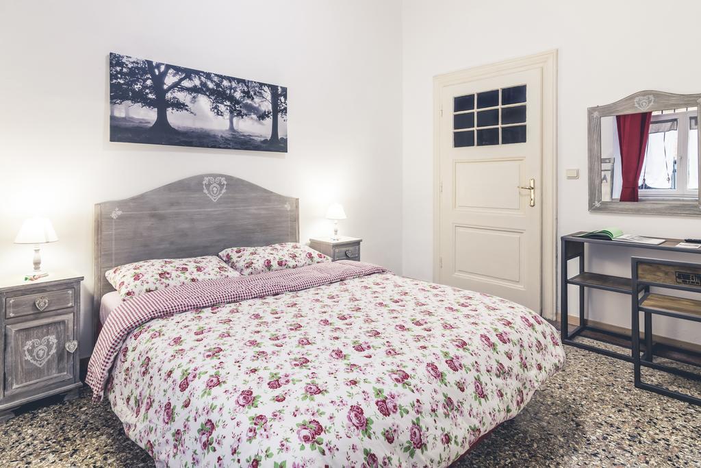 Bolzano Rooms Стая снимка